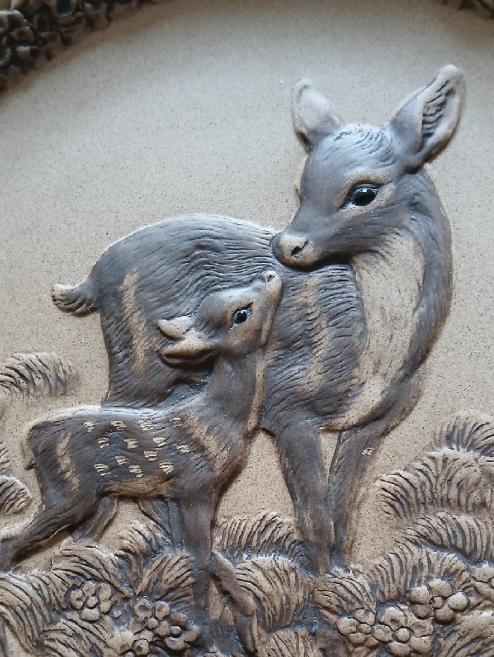 FIRST Mothers Day Deer Relief Plate - Cream